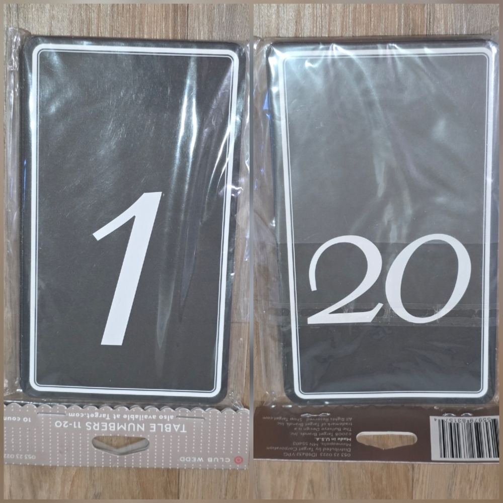 🩵NIB Black & White Table Numbers